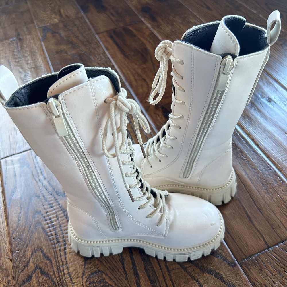Little Girls Off-White Combat Boots Faux Leather Demon Hunters Size 10C